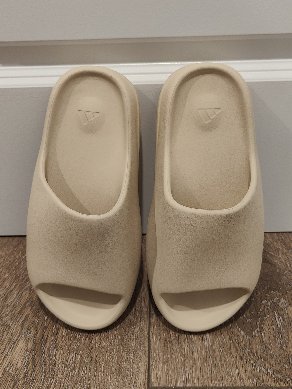 Adidas Yeezy Slide Pure